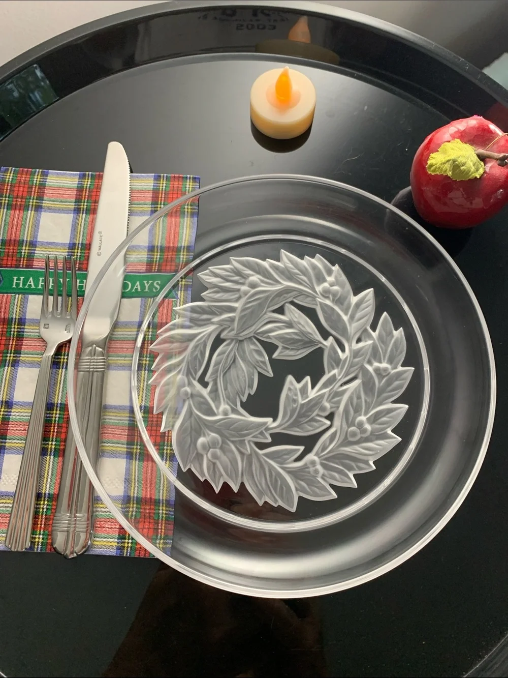 SASAKI CRYSTAL Clear 7 3/4 in Plate with Frosted Wreath Motif plus Fork & Knife
